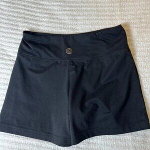 Balance Collection Women’s Medium Black Yoga bike gym workout Athletic Short